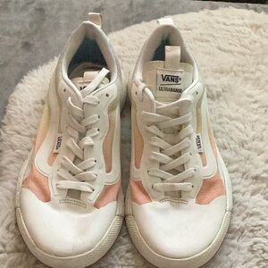 Vans Ultrarange kicks